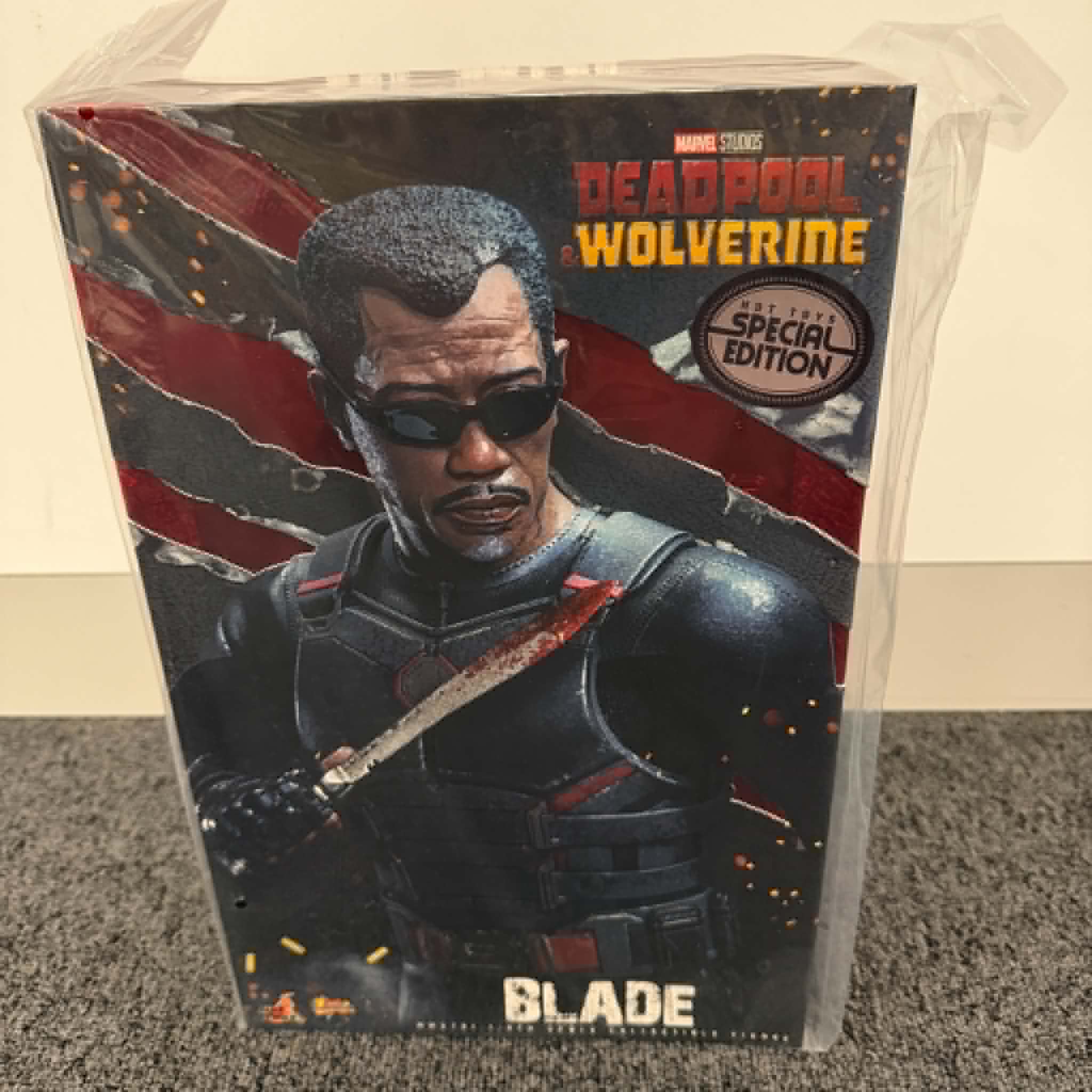 Hot Toys and Premium Collectables - Super Heroes